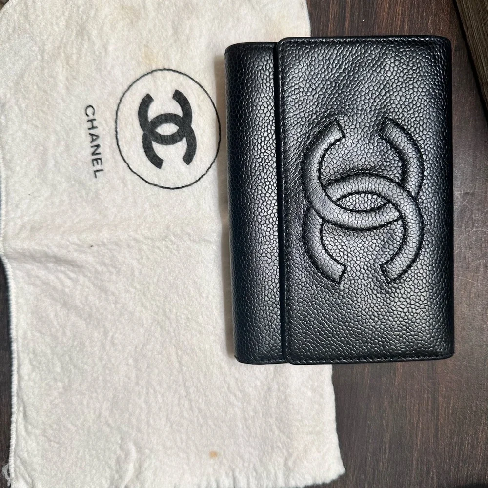 CHANEL Black Textured Leather Wallet